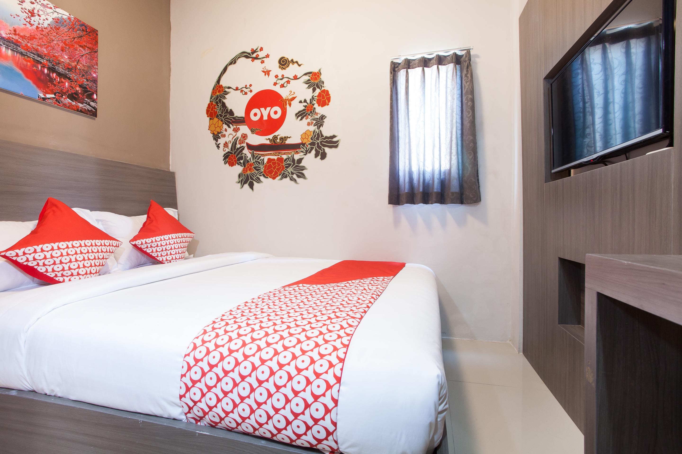 We Stay Residence Redpartner Surabaya Kültér fotó
